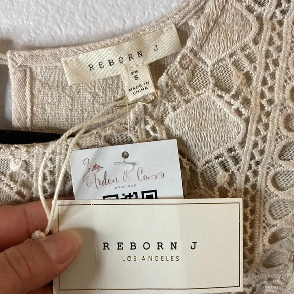 Beige Cream Linen Lace Top - Picture 8 of 10